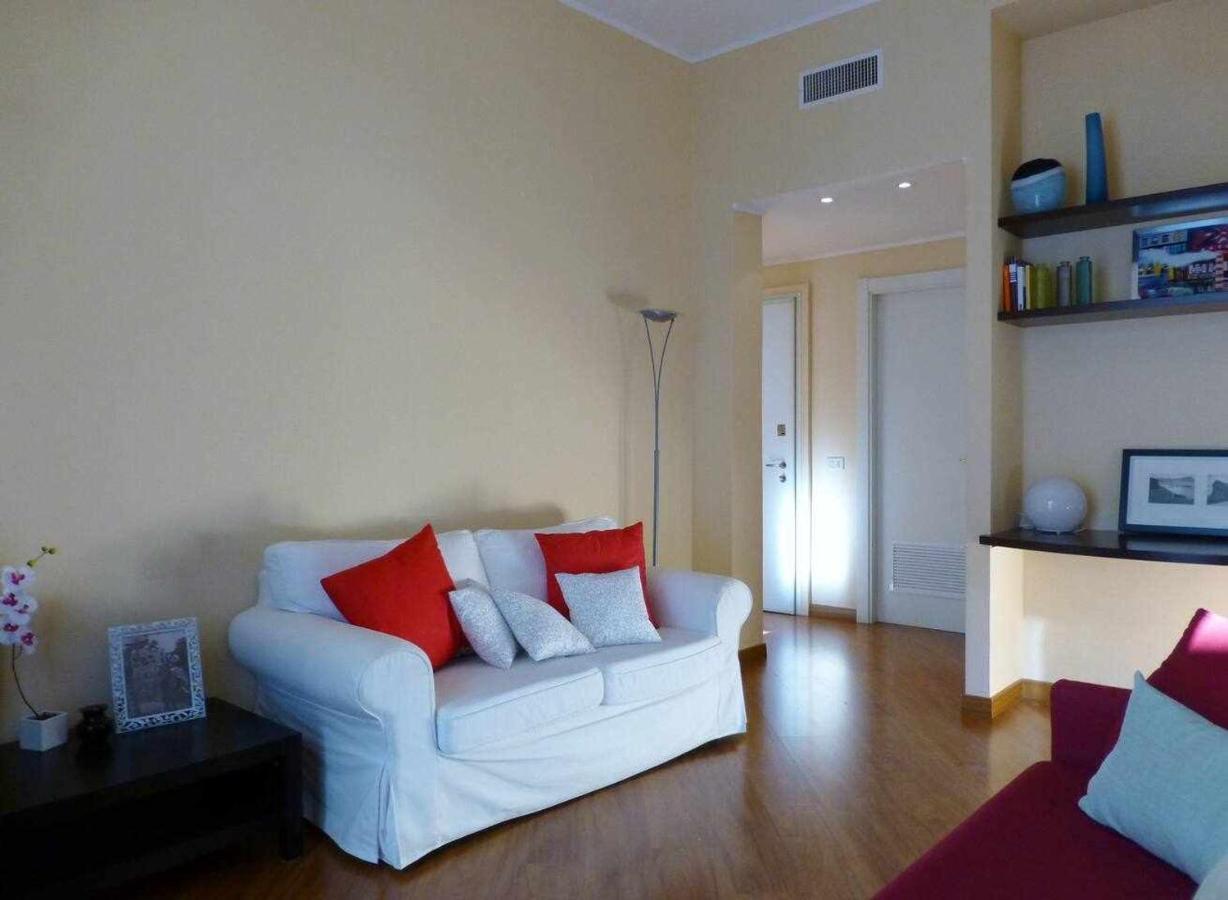 Sva18 Fully Equipped Large Flat S Ambrogio Appartement Milaan Buitenkant foto